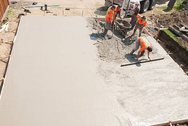 Best Commercial Concrete Services in Holyoke, MA